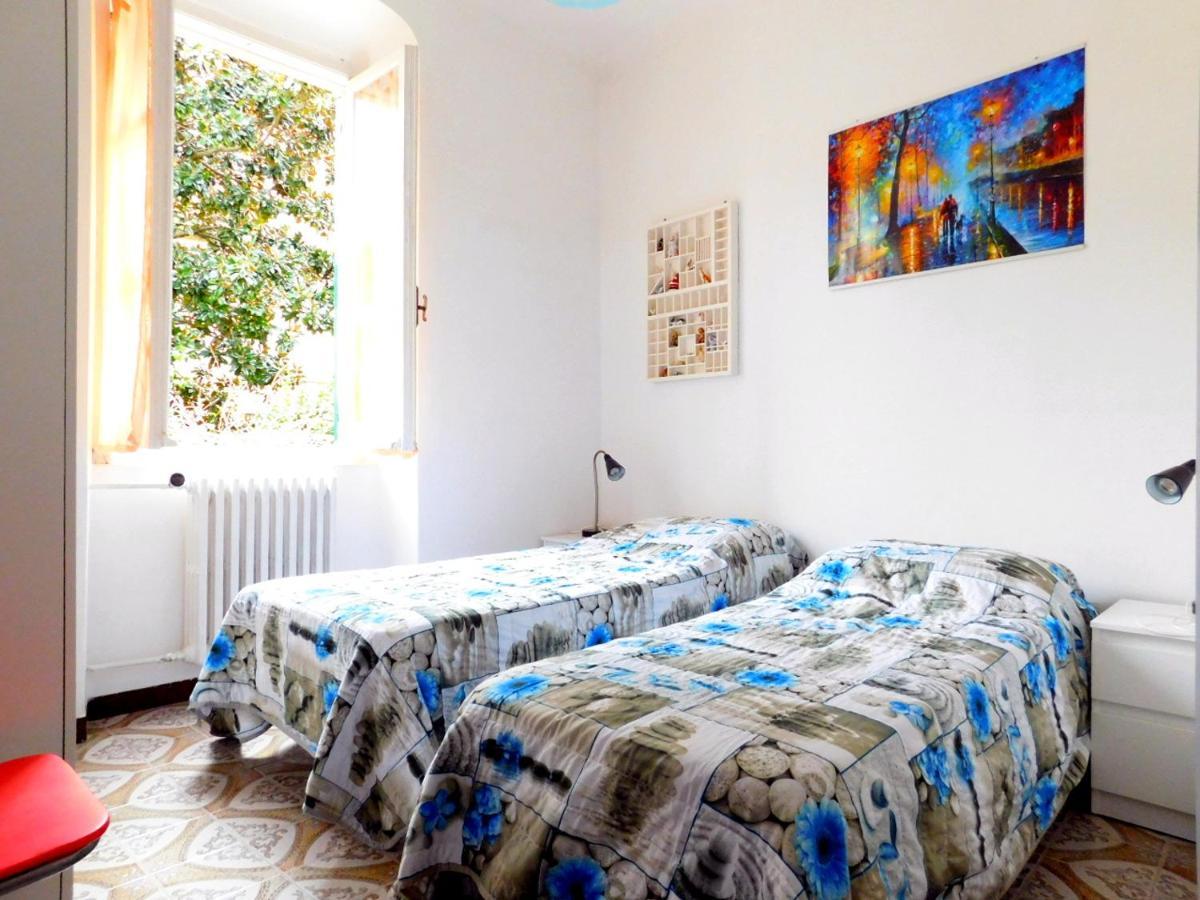 Bellissima Casa Nel Centro Storico!!! Apartman Levanto Kültér fotó