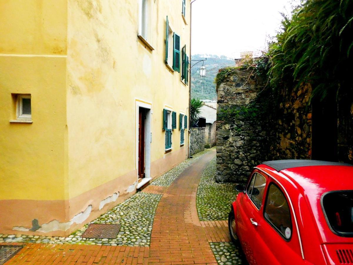 Bellissima Casa Nel Centro Storico!!! Apartman Levanto Kültér fotó