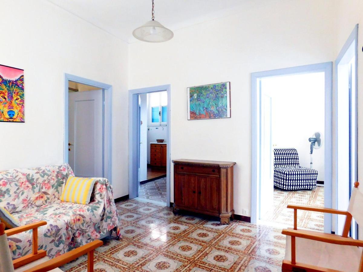 Bellissima Casa Nel Centro Storico!!! Apartman Levanto Kültér fotó